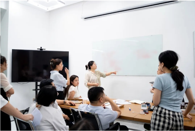 德律说法||股东使用个人账户收取公司款项是否应当返还？