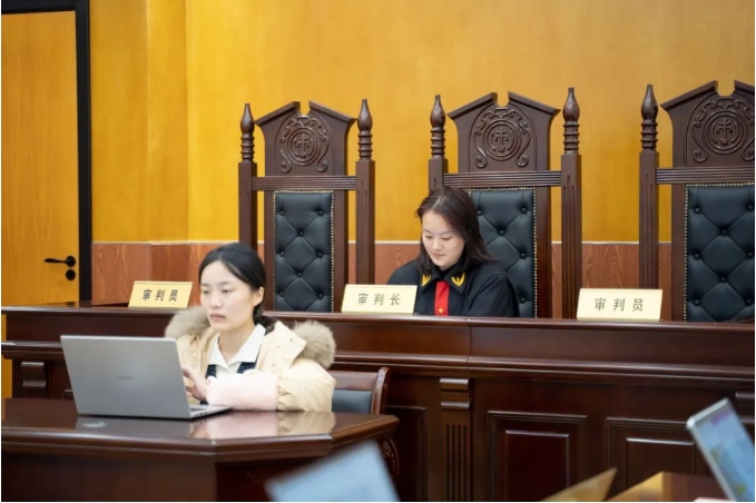 德途模拟法庭砺精兵