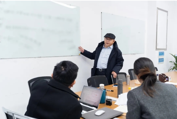 案件诉讼过程中，我提起了管辖权异议，但最终被驳回后，我还能重新获得举证期限吗？