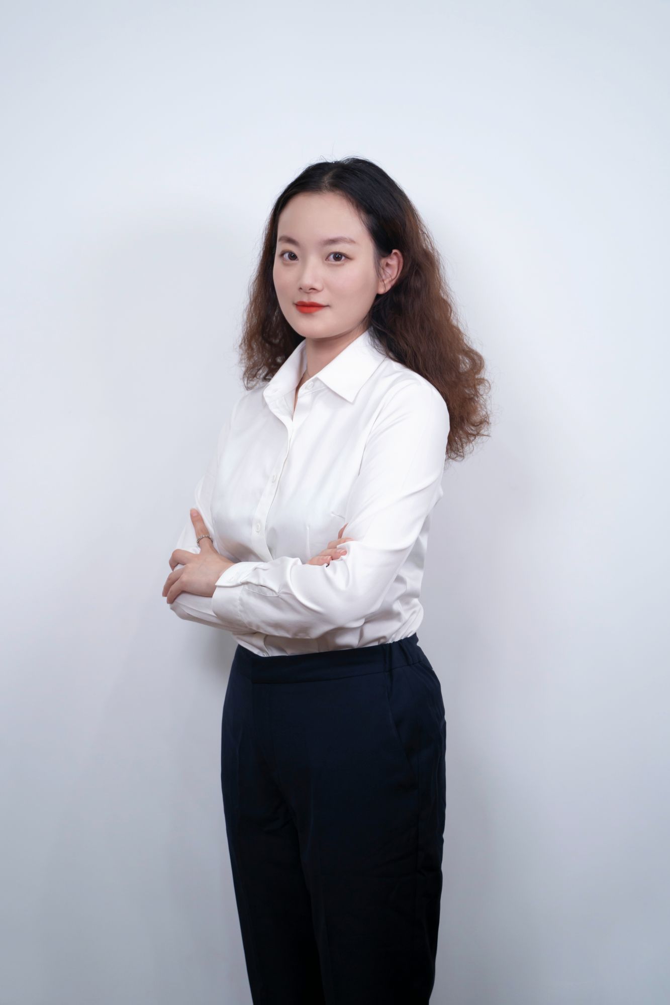 沈彤彤律师